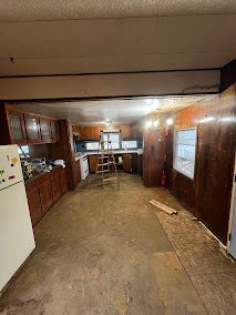 535 W 6th Street