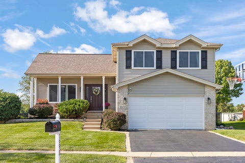 Photo of 16638 W Apache Drive, Lockport, IL 60441 (MLS # 12742225)