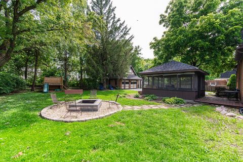 A home in Glen Ellyn