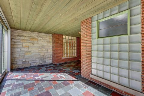 Tiny photo for 1401 Park Ridge Boulevard, Park Ridge, IL 60068 (MLS # 12503502)