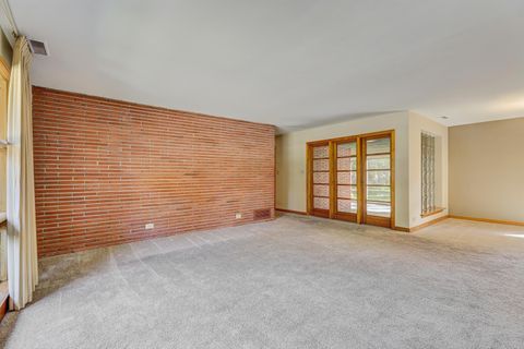 Tiny photo for 1401 Park Ridge Boulevard, Park Ridge, IL 60068 (MLS # 12503502)