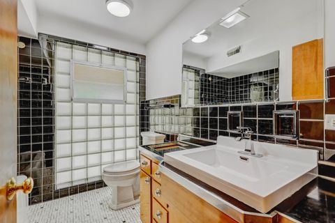 Tiny photo for 1401 Park Ridge Boulevard, Park Ridge, IL 60068 (MLS # 12503502)