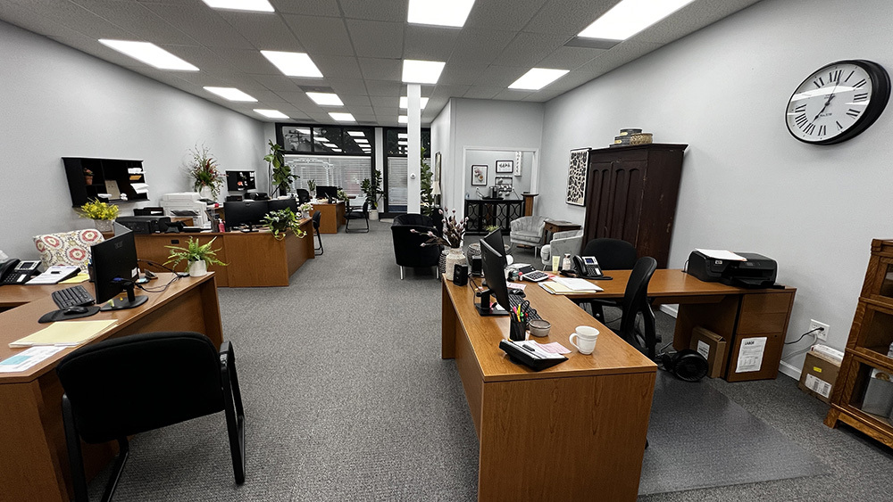 222 W Main Street