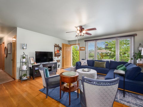 Tiny photo for 13106 Village Lane, Crestwood, IL 60418 (MLS # 12785790)
