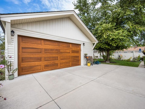Tiny photo for 13106 Village Lane, Crestwood, IL 60418 (MLS # 12785790)