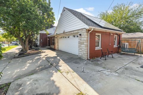 Tiny photo for 9400 S Calumet Avenue, Chicago, IL 60619 (MLS # 12587186)