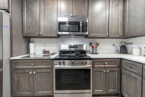 Tiny photo for 9400 S Calumet Avenue, Chicago, IL 60619 (MLS # 12587186)