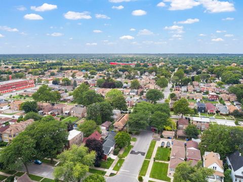 Tiny photo for 9400 S Calumet Avenue, Chicago, IL 60619 (MLS # 12587186)