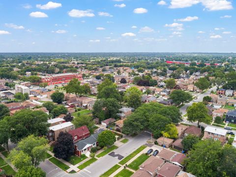 Tiny photo for 9400 S Calumet Avenue, Chicago, IL 60619 (MLS # 12587186)