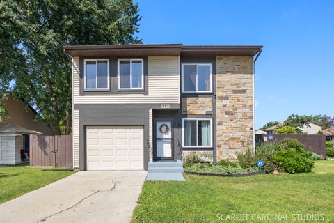 Photo of 2S620 Hampton Drive, Warrenville, IL 60555 (MLS # 12600698)