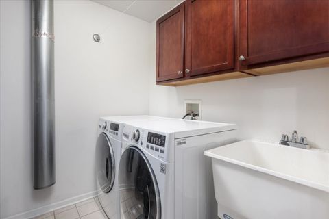 Tiny photo for 908 WINNERS CUP Court, Naperville, IL 60564 (MLS # 12644904)