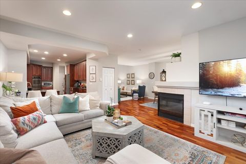 Tiny photo for 908 WINNERS CUP Court, Naperville, IL 60564 (MLS # 12644904)