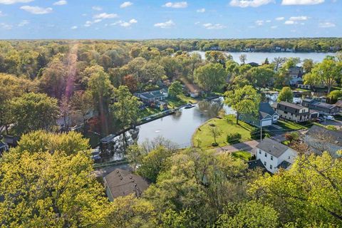 A home in Mundelein