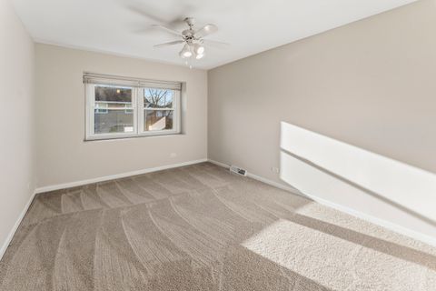 Tiny photo for 827 W Sandpiper Court, Palatine, IL 60067 (MLS # 12542880)