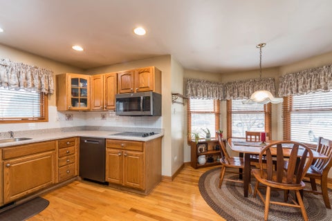 Tiny photo for 1417 April Lane, Winthrop Harbor, IL 60096 (MLS # 12726304)
