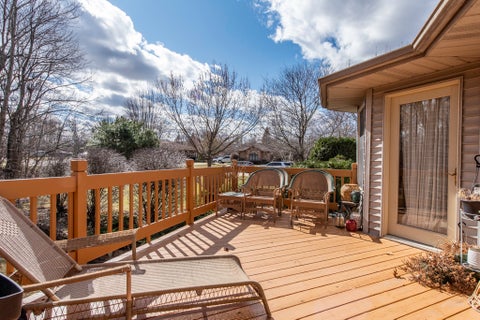 Tiny photo for 1417 April Lane, Winthrop Harbor, IL 60096 (MLS # 12726304)