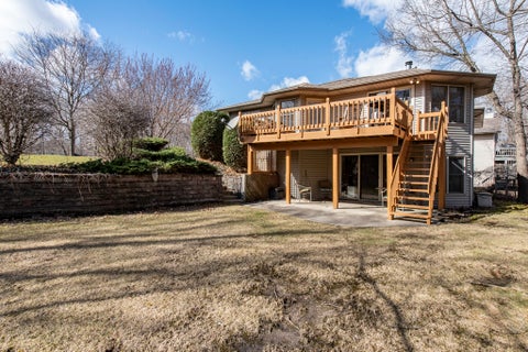 Photo of 1417 April Lane, Winthrop Harbor, IL 60096 (MLS # 12726304)
