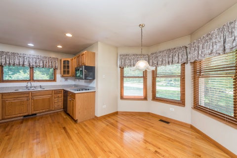 Tiny photo for 1417 April Lane, Winthrop Harbor, IL 60096 (MLS # 12726304)