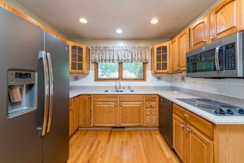 Tiny photo for 1417 April Lane, Winthrop Harbor, IL 60096 (MLS # 12726304)