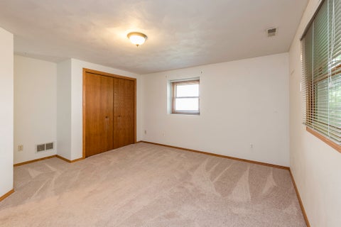 Tiny photo for 1417 April Lane, Winthrop Harbor, IL 60096 (MLS # 12726304)
