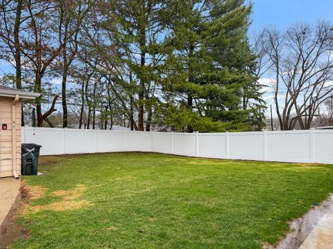 Tiny photo for 2211 Montana Avenue, Rockford, IL 61108 (MLS # 12608389)