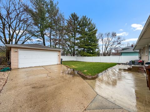 Tiny photo for 2211 Montana Avenue, Rockford, IL 61108 (MLS # 12608389)