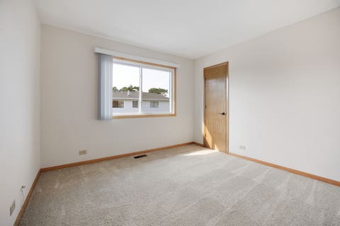 Tiny photo for 717 Whitesail Drive #717, Schaumburg, IL 60194 (MLS # 12717631)