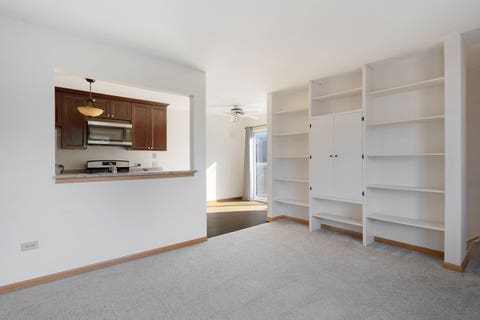 Tiny photo for 717 Whitesail Drive #717, Schaumburg, IL 60194 (MLS # 12717631)