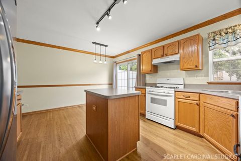 Tiny photo for 2242 Foxmoor Lane #2242, Aurora, IL 60502 (MLS # 12414276)