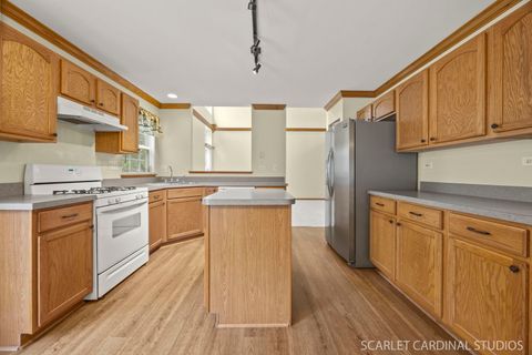 Tiny photo for 2242 Foxmoor Lane #2242, Aurora, IL 60502 (MLS # 12414276)