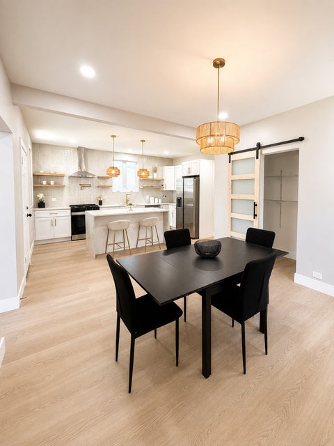 Tiny photo for 7611 S Ridgeland Avenue, Chicago, IL 60649 (MLS # 12735773)