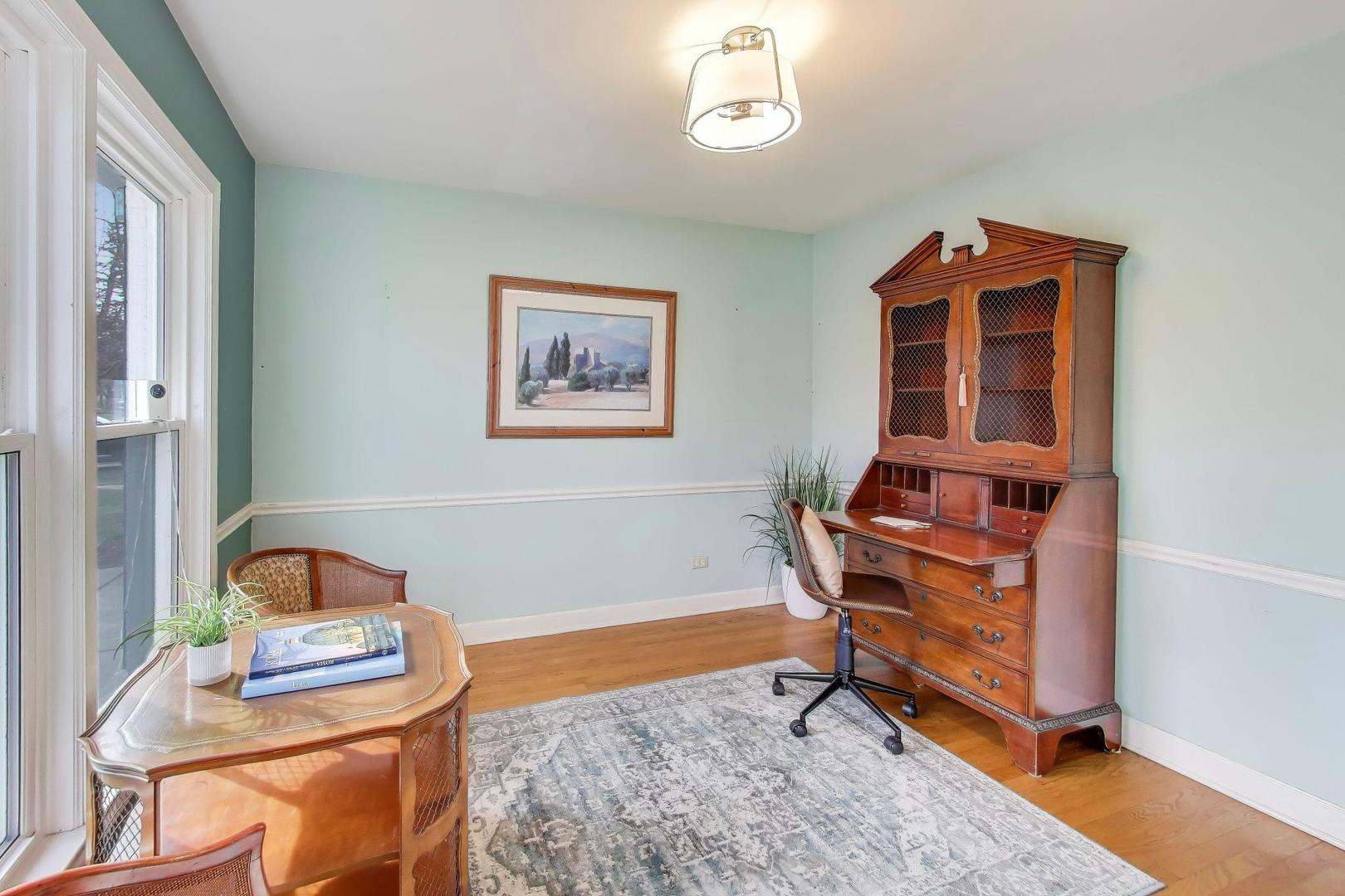 200 S Derbyshire Lane