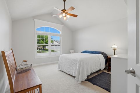 Tiny photo for 2865 Villa Court, Bettendorf, IA 52722 (MLS # 12634329)