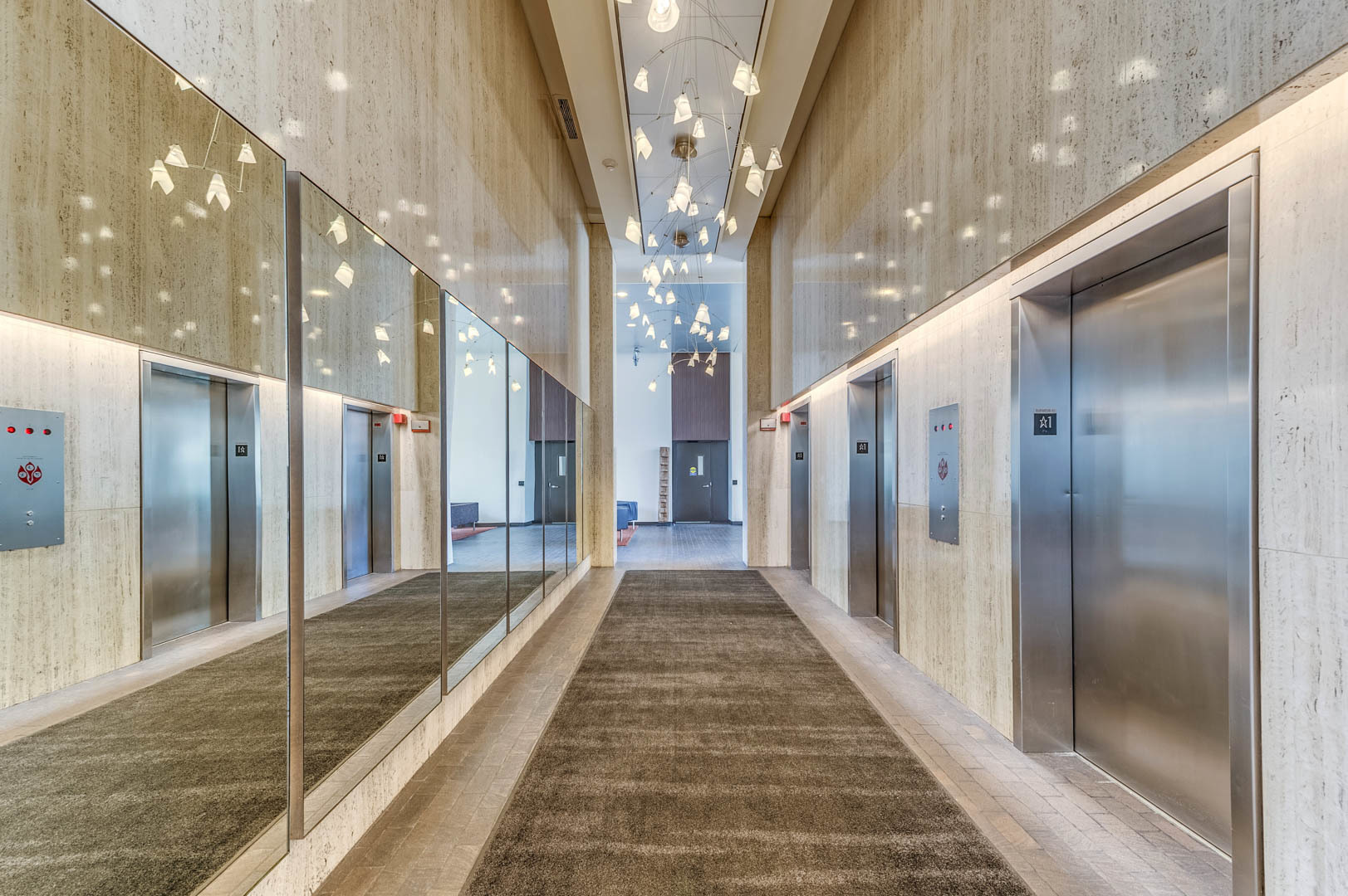 1560 N Sandburg Terrace 4009J