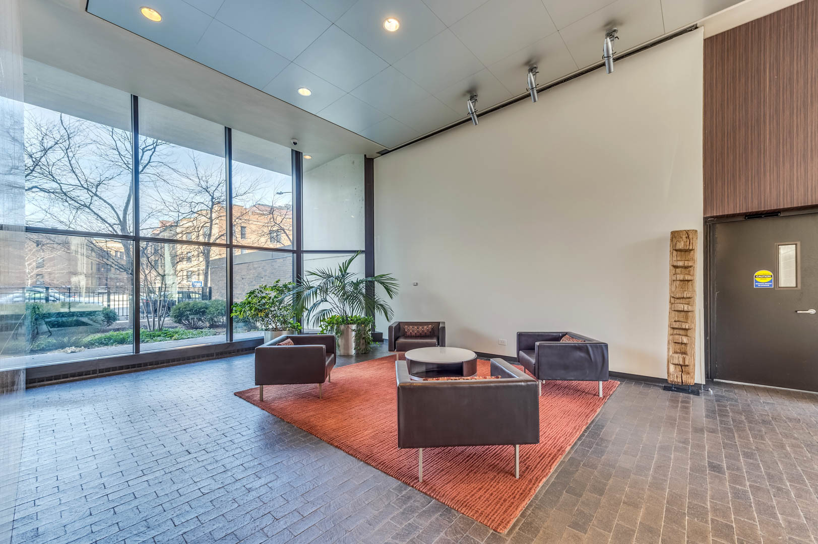 1560 N Sandburg Terrace 4009J