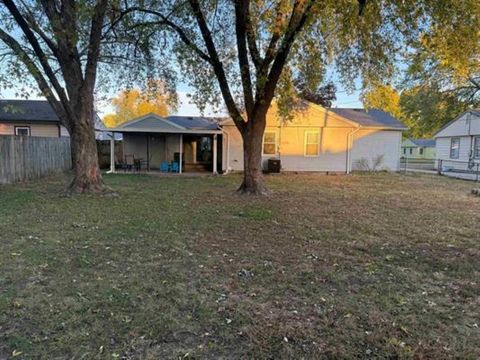 Tiny photo for 6320 John Street, Loves Park, IL 61111 (MLS # 12506213)