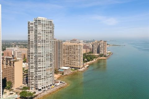 Photo of 940 W Glenlake Avenue #35B, Chicago, IL 60660 (MLS # 12452825)