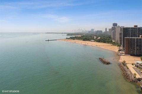 Tiny photo for 940 W Glenlake Avenue #35B, Chicago, IL 60660 (MLS # 12452825)