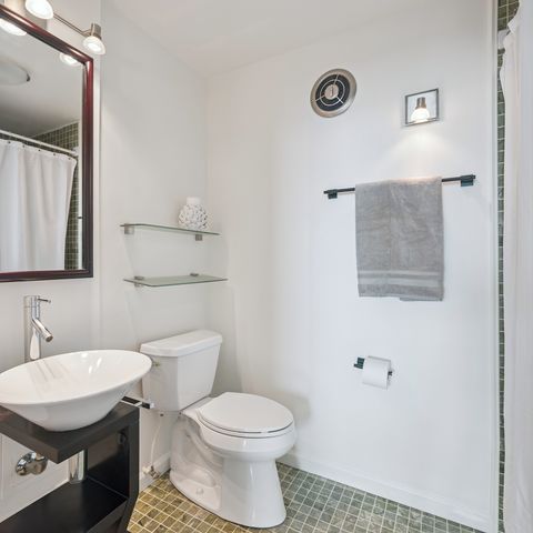 Tiny photo for 940 W Glenlake Avenue #35B, Chicago, IL 60660 (MLS # 12452825)