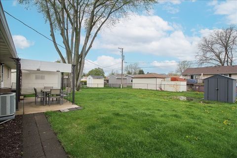 Tiny photo for 814 Oriole Drive, Streamwood, IL 60107 (MLS # 12617744)