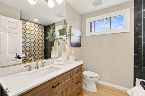 Tiny photo for 2703 N Ridge Avenue, Arlington Heights, IL 60004 (MLS # 12770785)