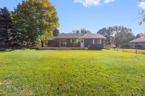 Tiny photo for 2412 W Fairview Lane, McHenry, IL 60051 (MLS # 12782813)