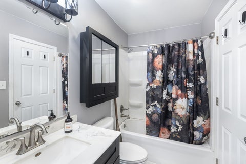 Tiny photo for 2412 W Fairview Lane, McHenry, IL 60051 (MLS # 12782813)