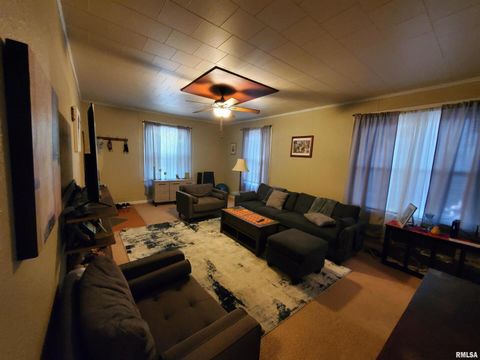 Tiny photo for 504 N ALMOND Street, Carbondale, IL 62901 (MLS # EB458463)