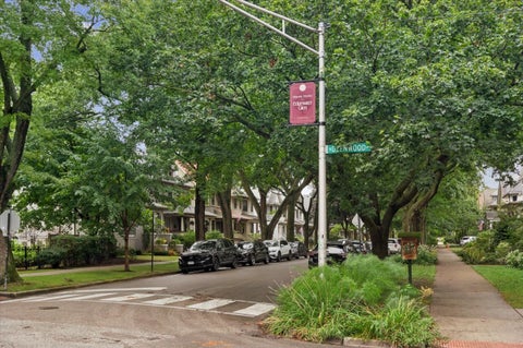 Tiny photo for 6101 N Glenwood Avenue #1, Chicago, IL 60660 (MLS # 12761530)