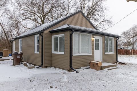 Tiny photo for 821 Sawyer Road, Rockford, IL 61109 (MLS # 12541293)