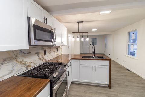 Tiny photo for 821 Sawyer Road, Rockford, IL 61109 (MLS # 12541293)