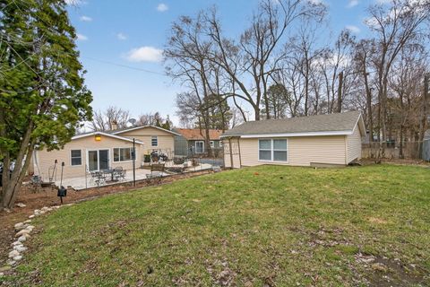 Tiny photo for 314 Plum Street, Lake In The Hills, IL 60156 (MLS # 12620865)