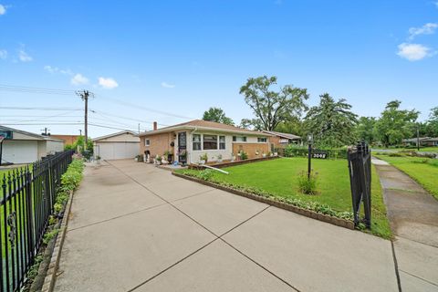 Tiny photo for 3048 Sherwood Avenue, Markham, IL 60428 (MLS # 12552194)