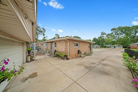 Tiny photo for 3048 Sherwood Avenue, Markham, IL 60428 (MLS # 12552194)